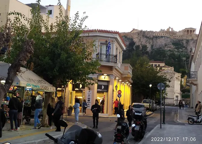 Plaka\'S Flat-Near Syntagma Metro Station