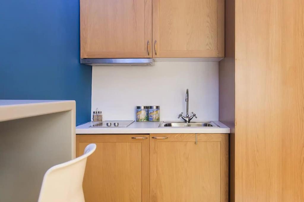 Apartment Plaka's Flat-near Syntagma Metro Station *