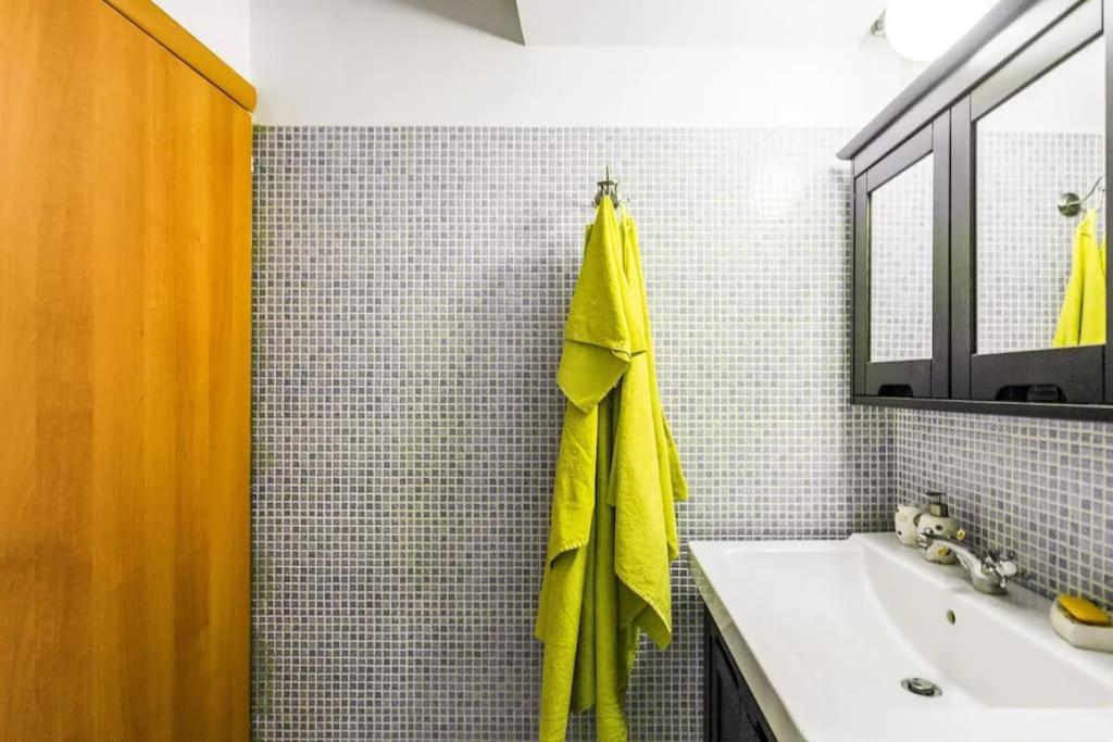 Apartment Plaka's Flat-near Syntagma Metro Station *