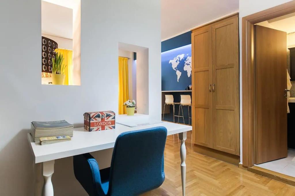 Plaka's Flat-near Syntagma Metro Station Apartment Athens